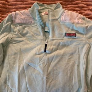 vineyard vines pull over!